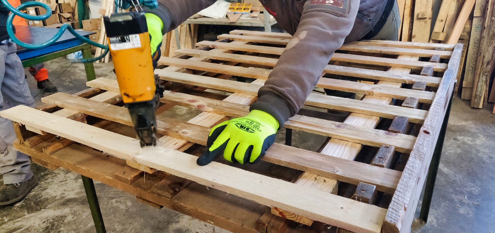 Produzione Industriale Pallets In Legno - Imballaggi Fanelli Pietro Snc